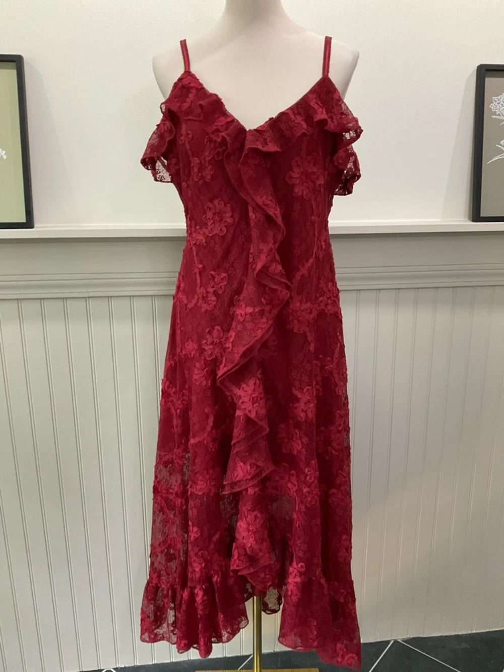 Steve Madden Wine Red Floral Lace Midi Dress Large Ruffle NWOT Adjustable Straps